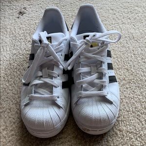ADIDAS SUPERSTAR